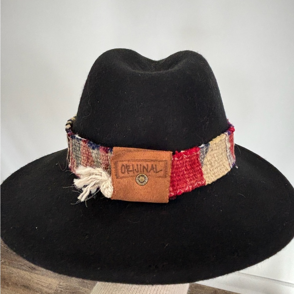 Orijinal Black w/Aztec print strap Hat